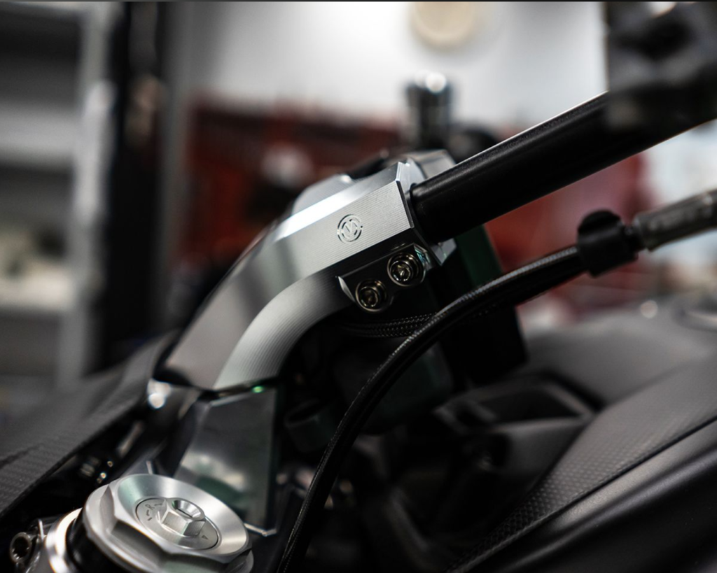 Steering Riser / Handlebars Support Diavel V4 by Moto Corse - GP Racing