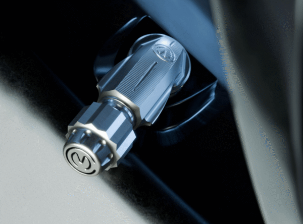 Titanium tire valve M8 / 90° with Aluminum insert by Moto Corse - Image 3