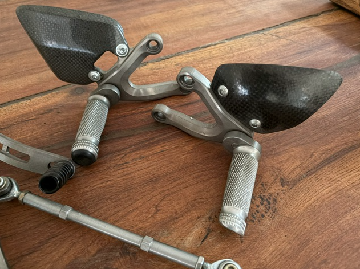 MR Technik Rearsets Ducati 916 - 748 - 996 - 998 - Image 10