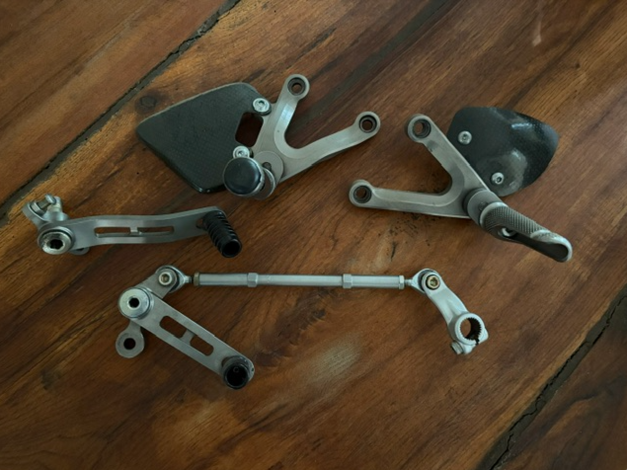 MR Technik Rearsets Ducati 916 - 748 - 996 - 998 - Image 9